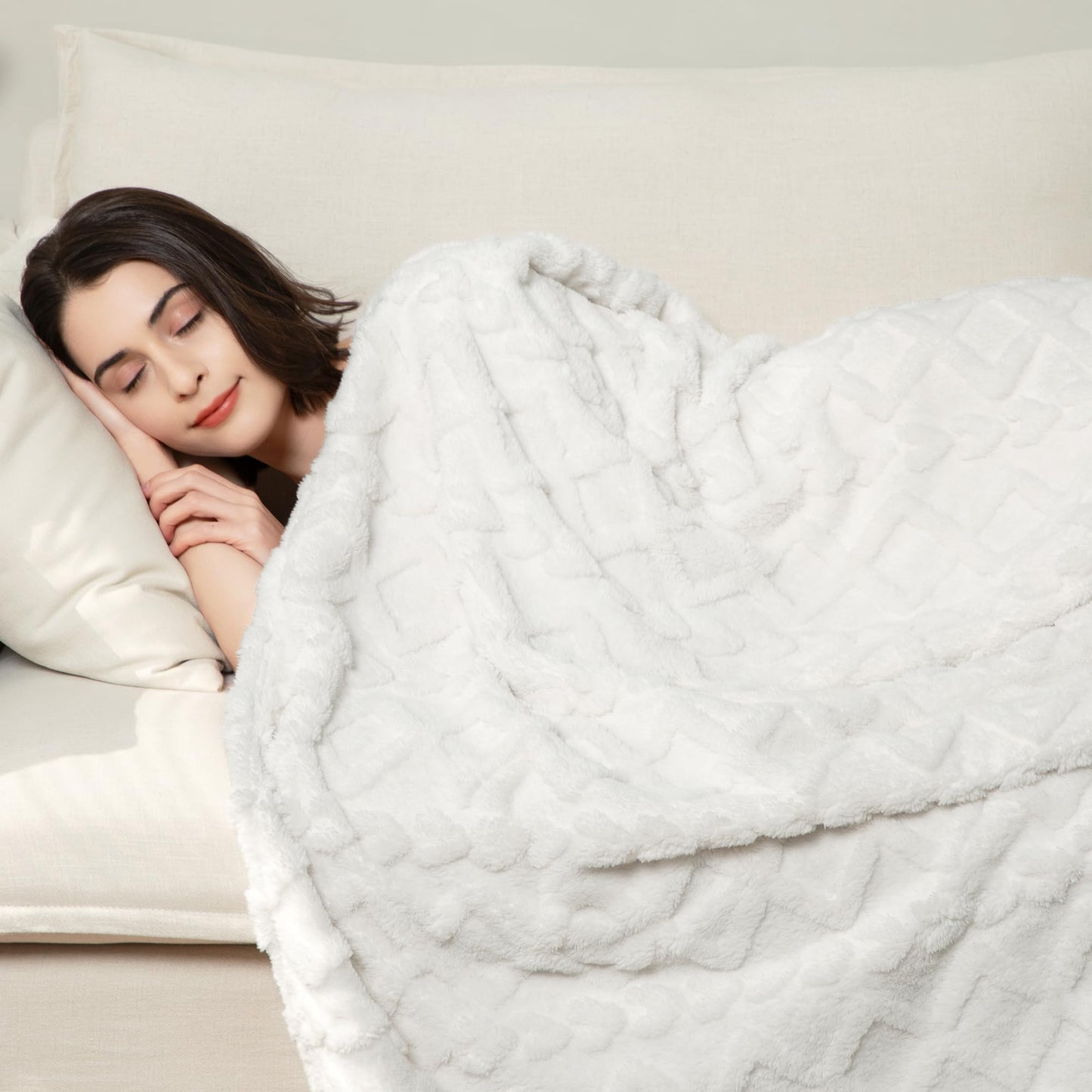 Luxury Plush Faux Fur Throw Blanket