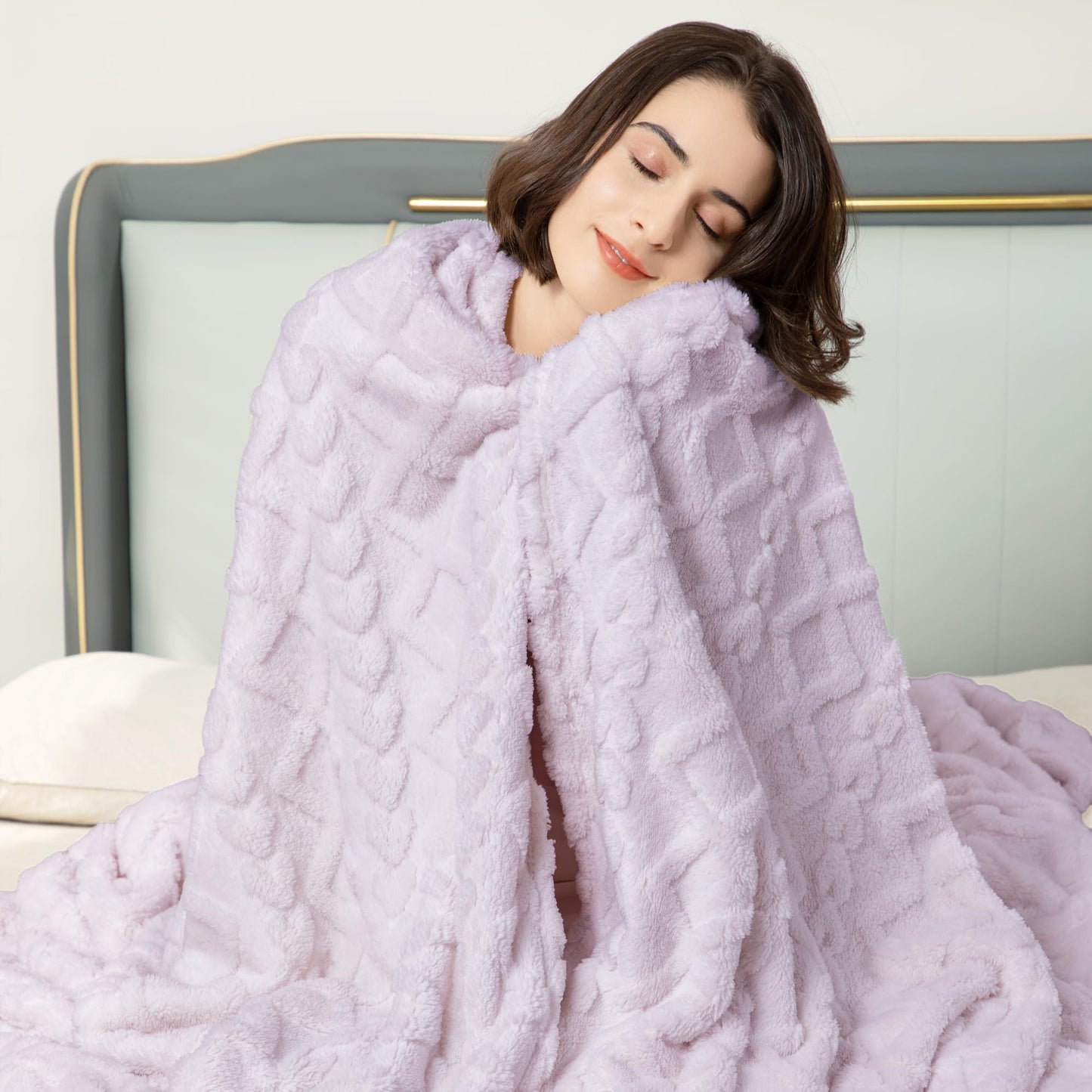 Luxury Plush Faux Fur Throw Blanket