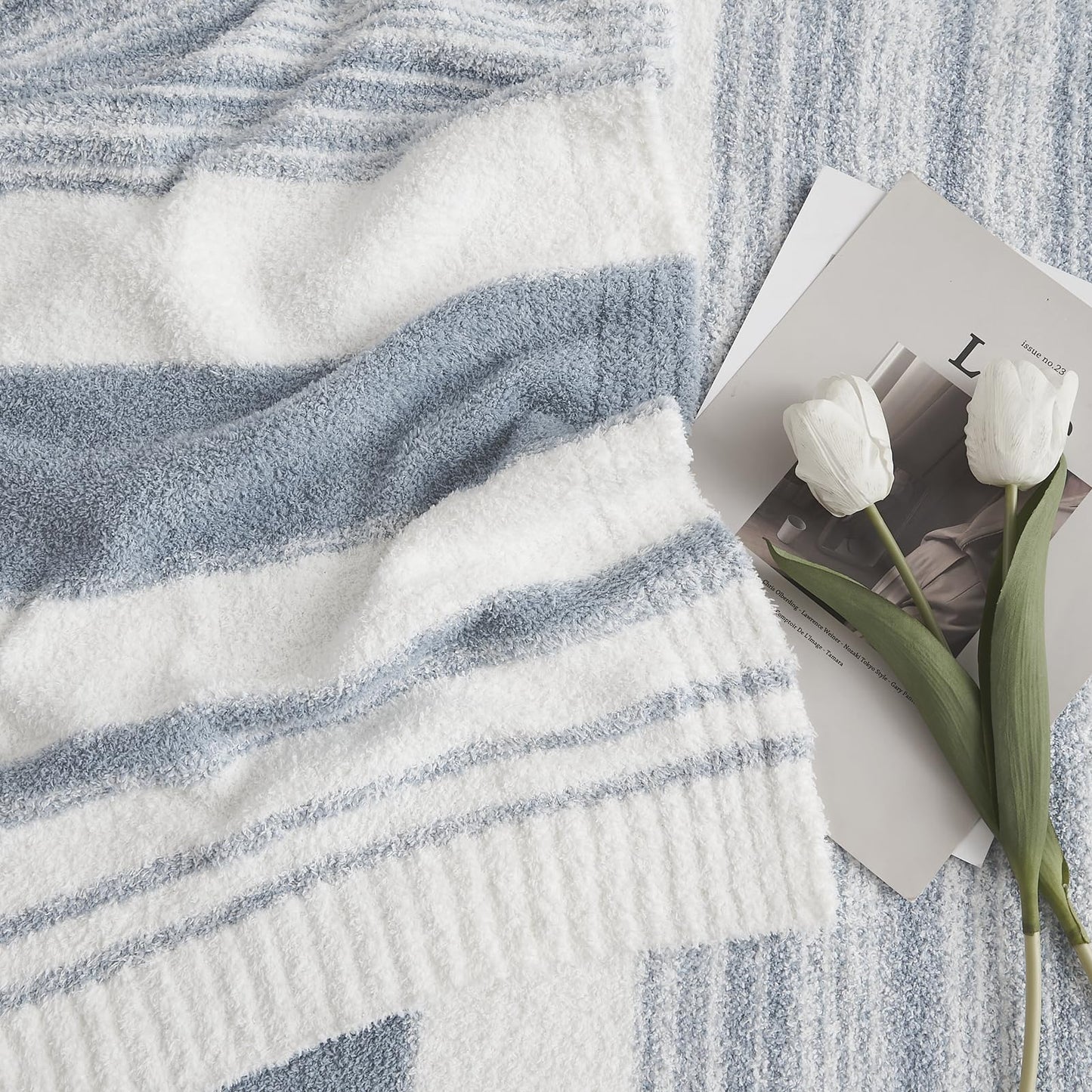 Cozy Checkered Throw Blanket