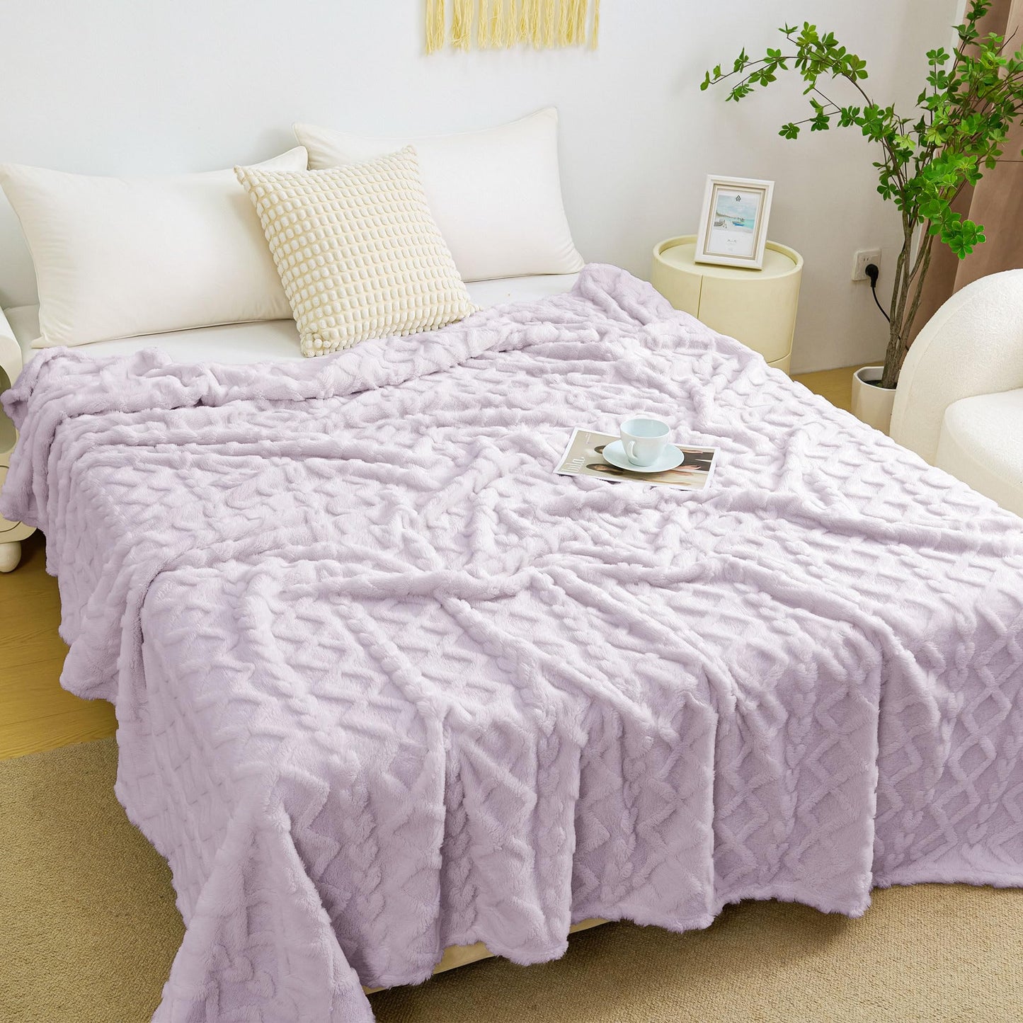 Luxury Plush Faux Fur Throw Blanket