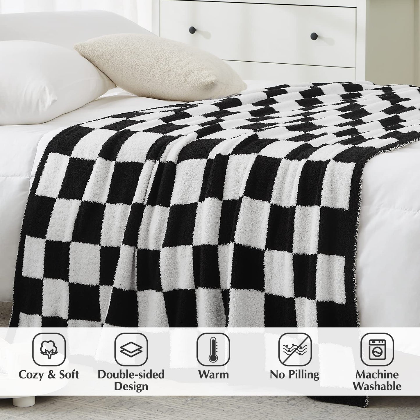 Cozy Checkered Throw Blanket