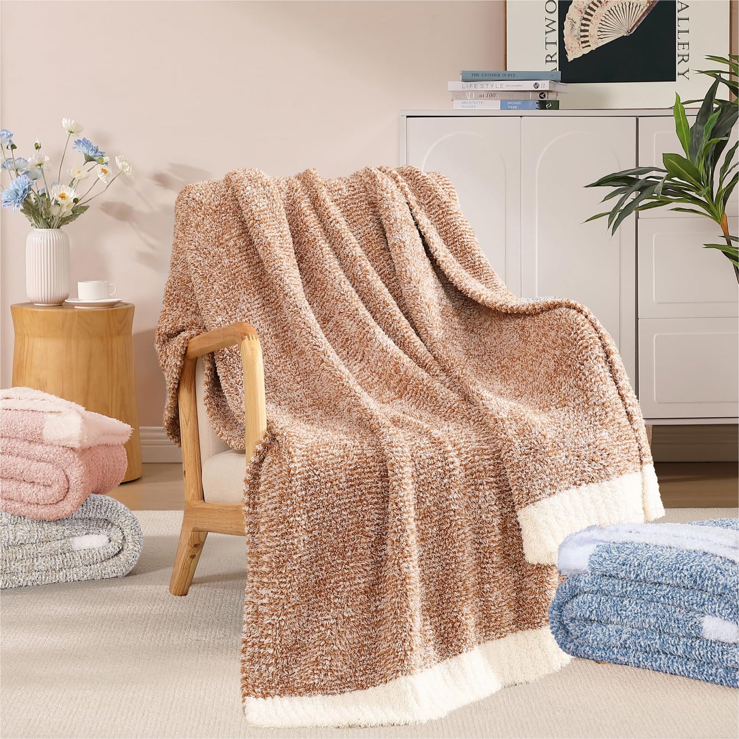Cozy Checkered Throw Blanket