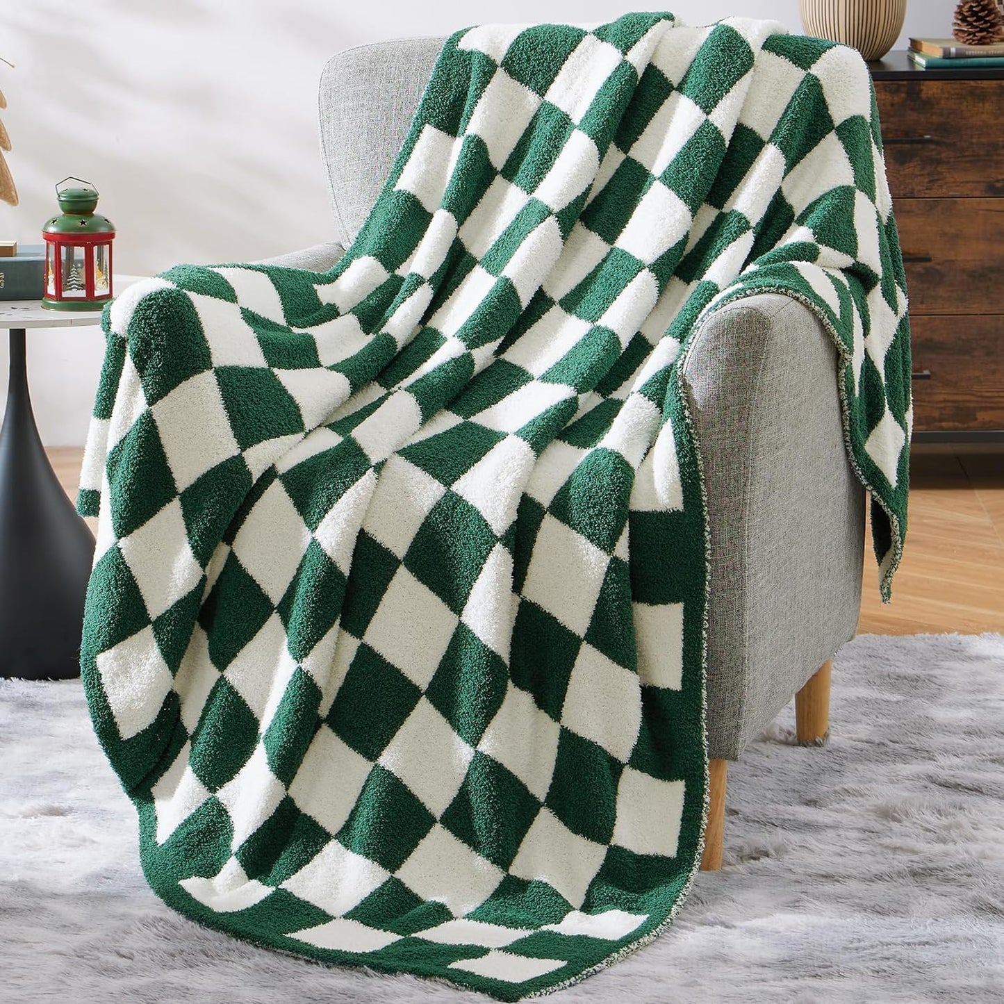 Cozy Checkered Throw Blanket