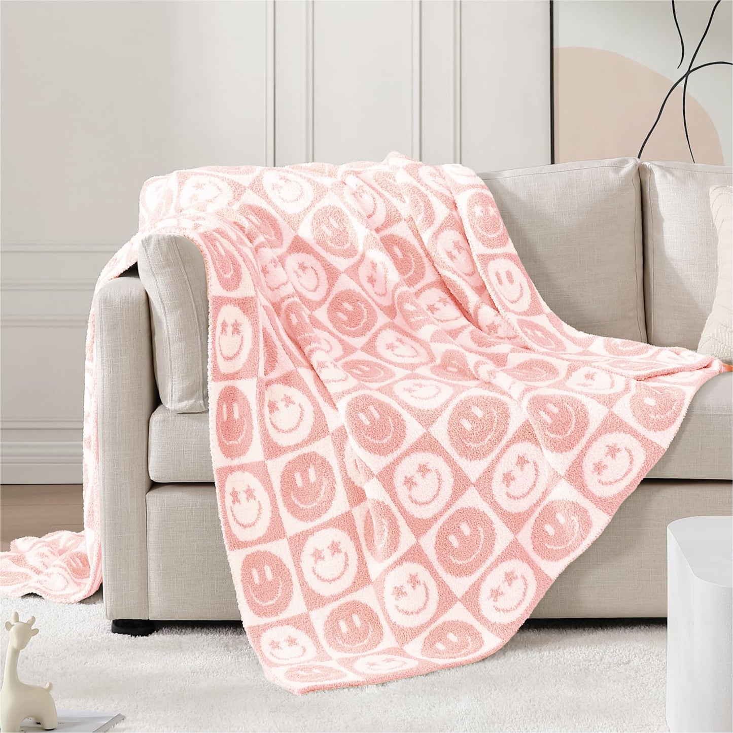 Cozy Checkered Throw Blanket