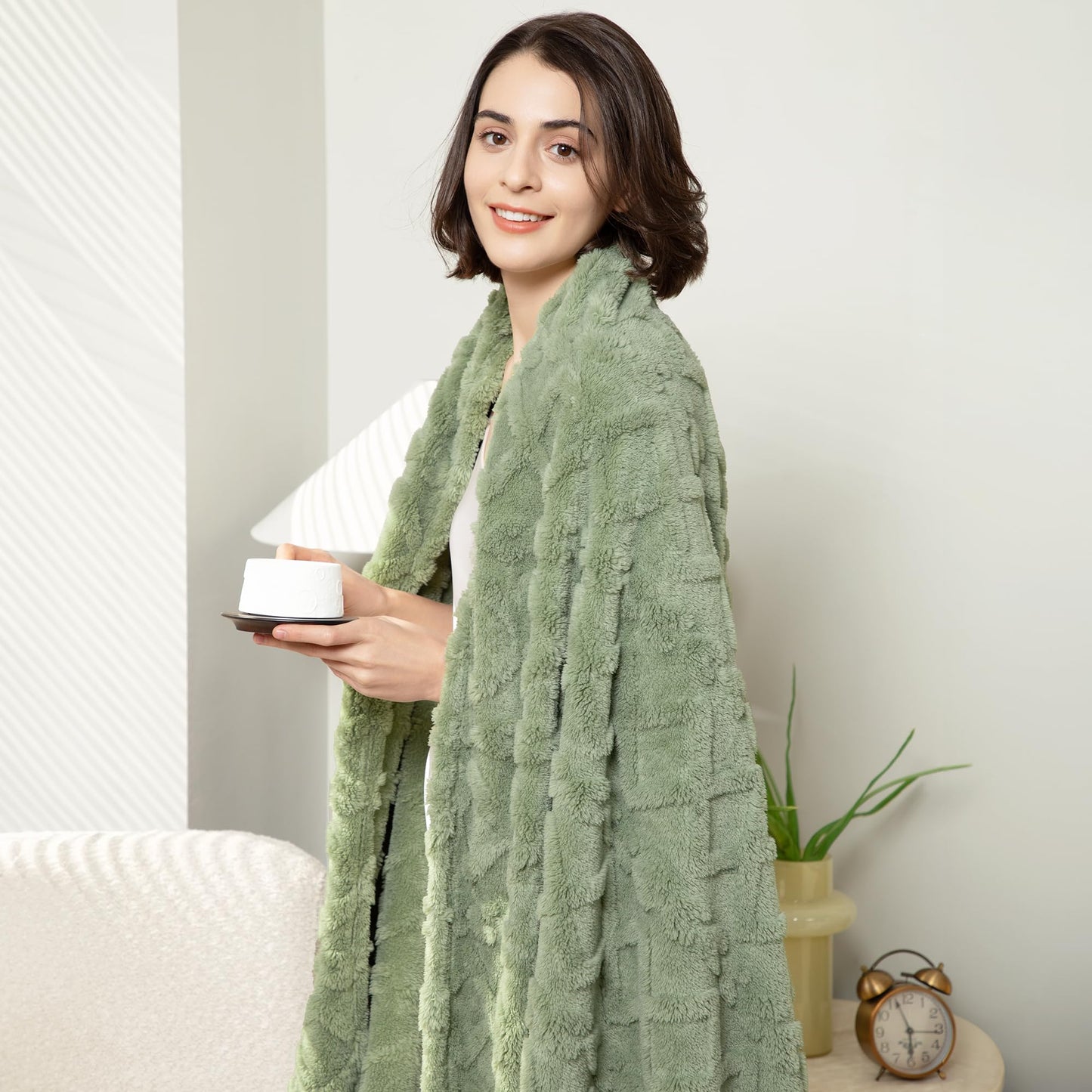 Luxury Plush Faux Fur Throw Blanket