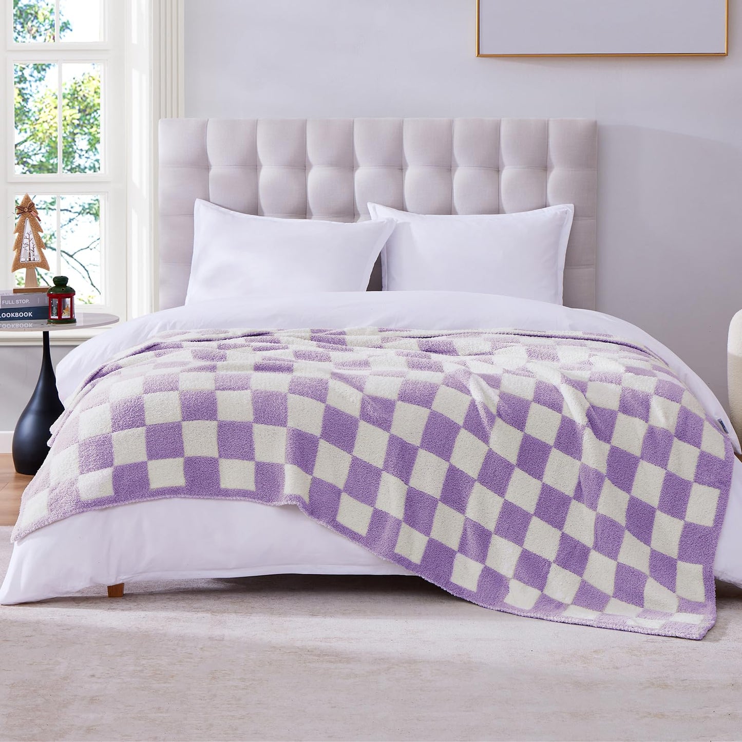 Cozy Checkered Throw Blanket