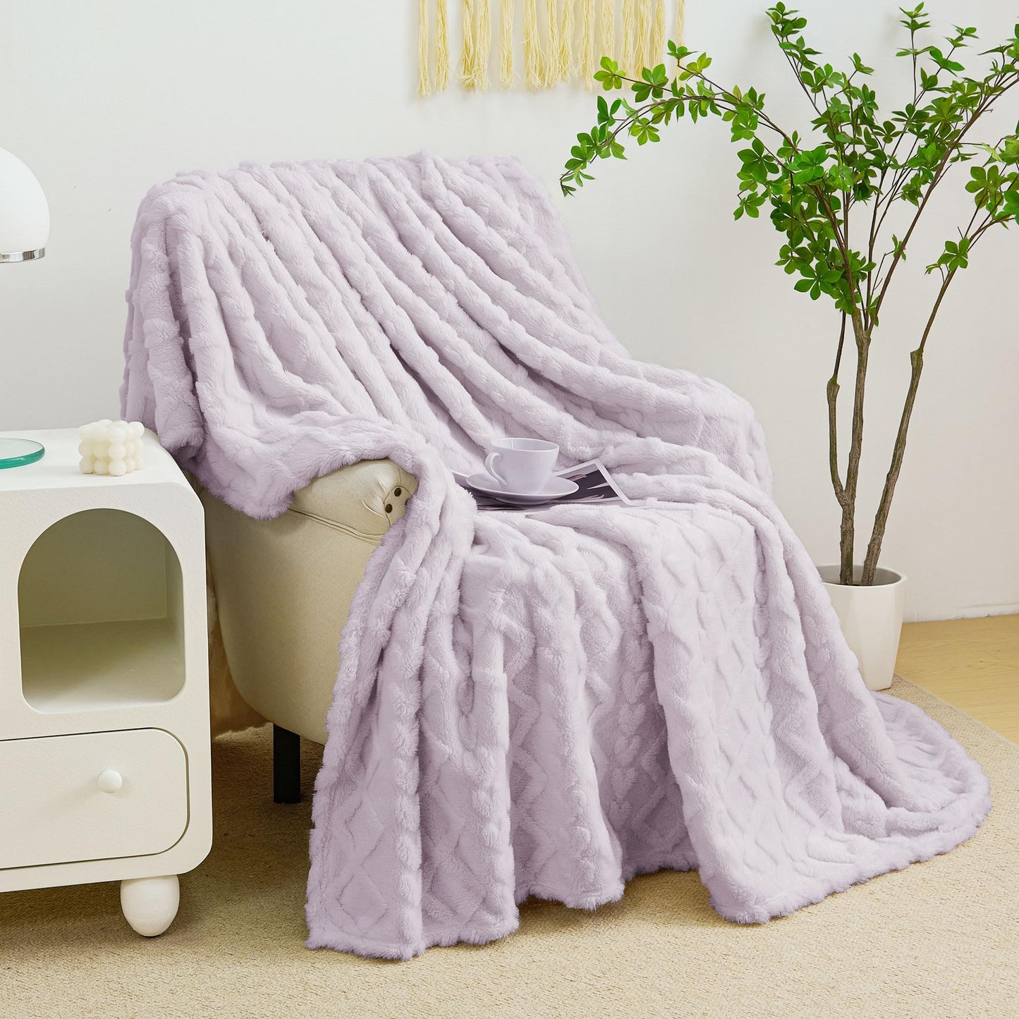 Luxury Plush Faux Fur Throw Blanket