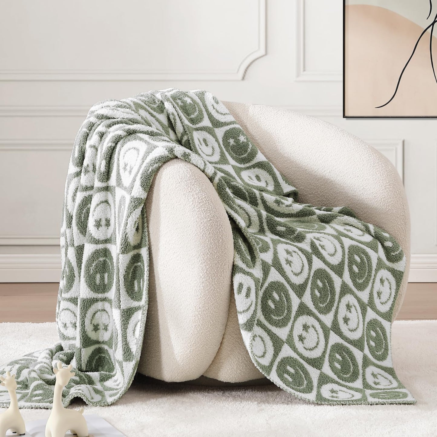 Cozy Checkered Throw Blanket