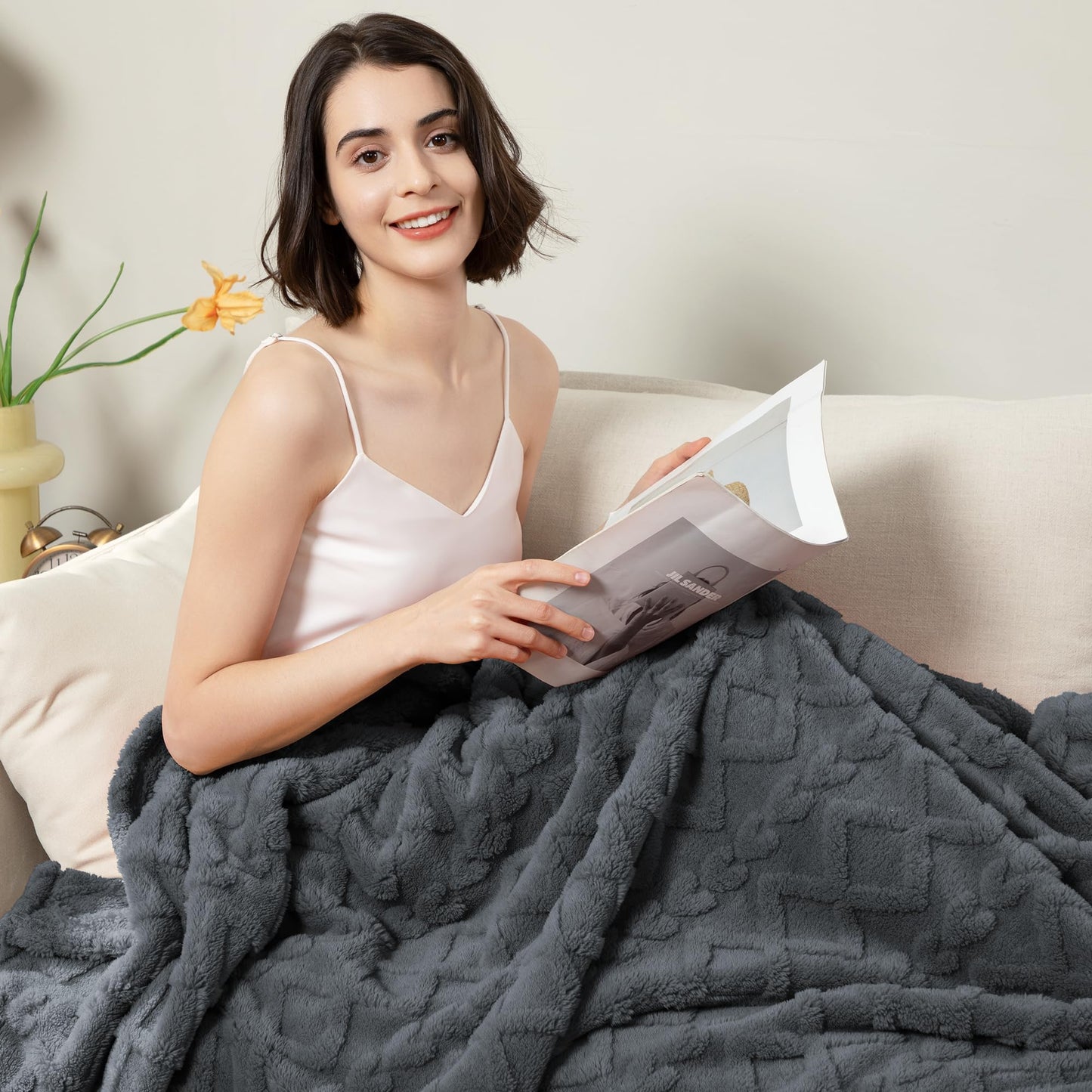 Luxury Plush Faux Fur Throw Blanket