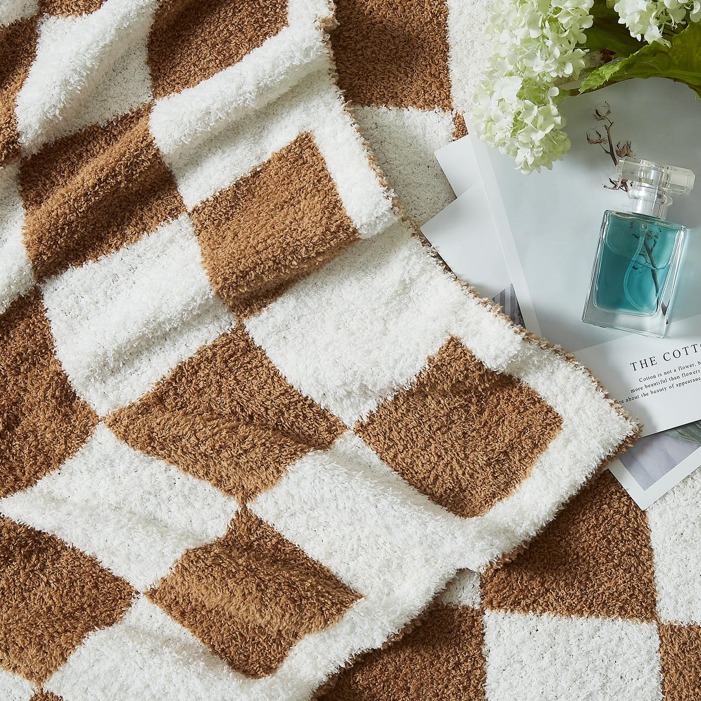 Cozy Checkered Throw Blanket
