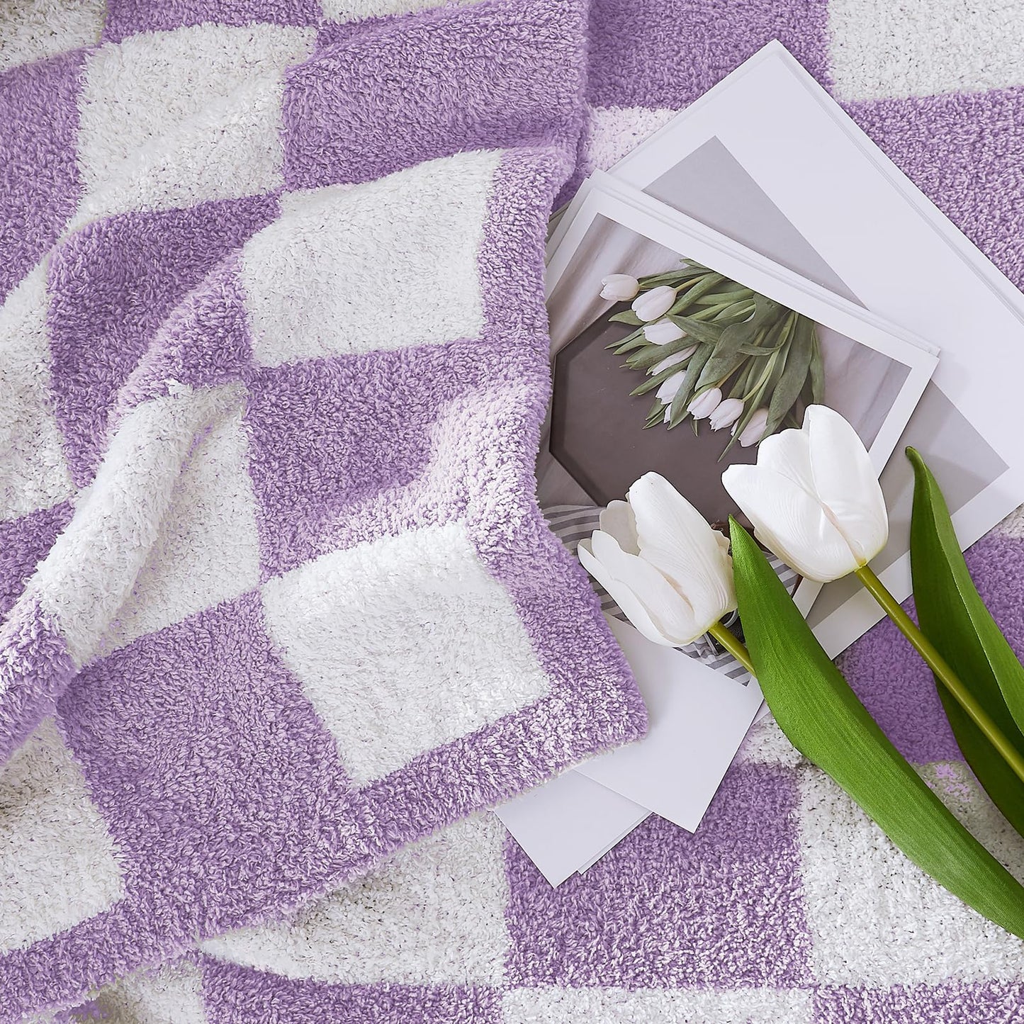 Cozy Checkered Throw Blanket