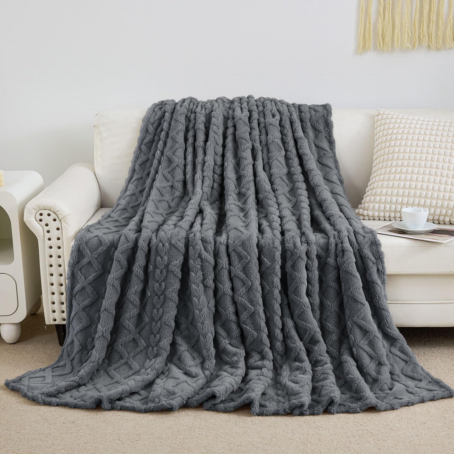 Luxury Plush Faux Fur Throw Blanket