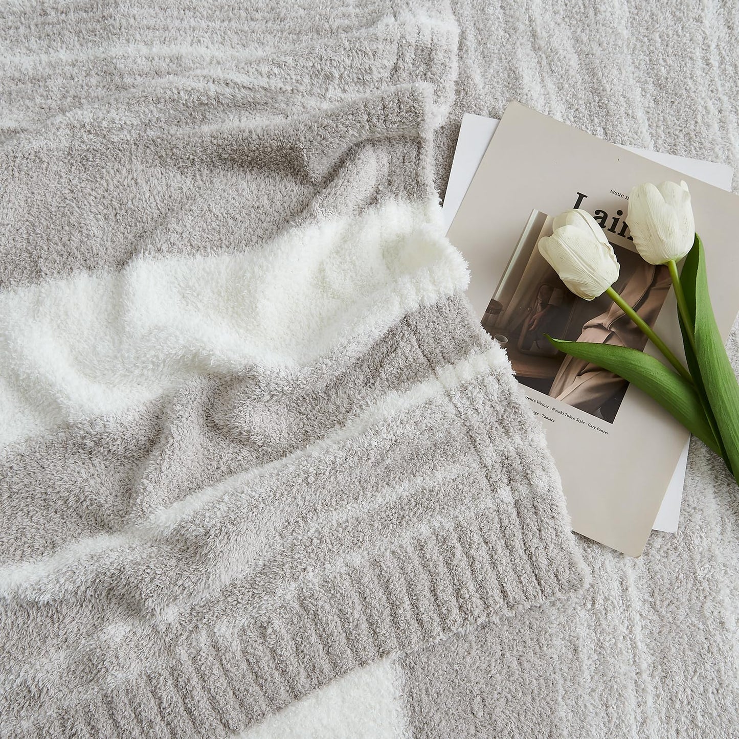 Cozy Checkered Throw Blanket