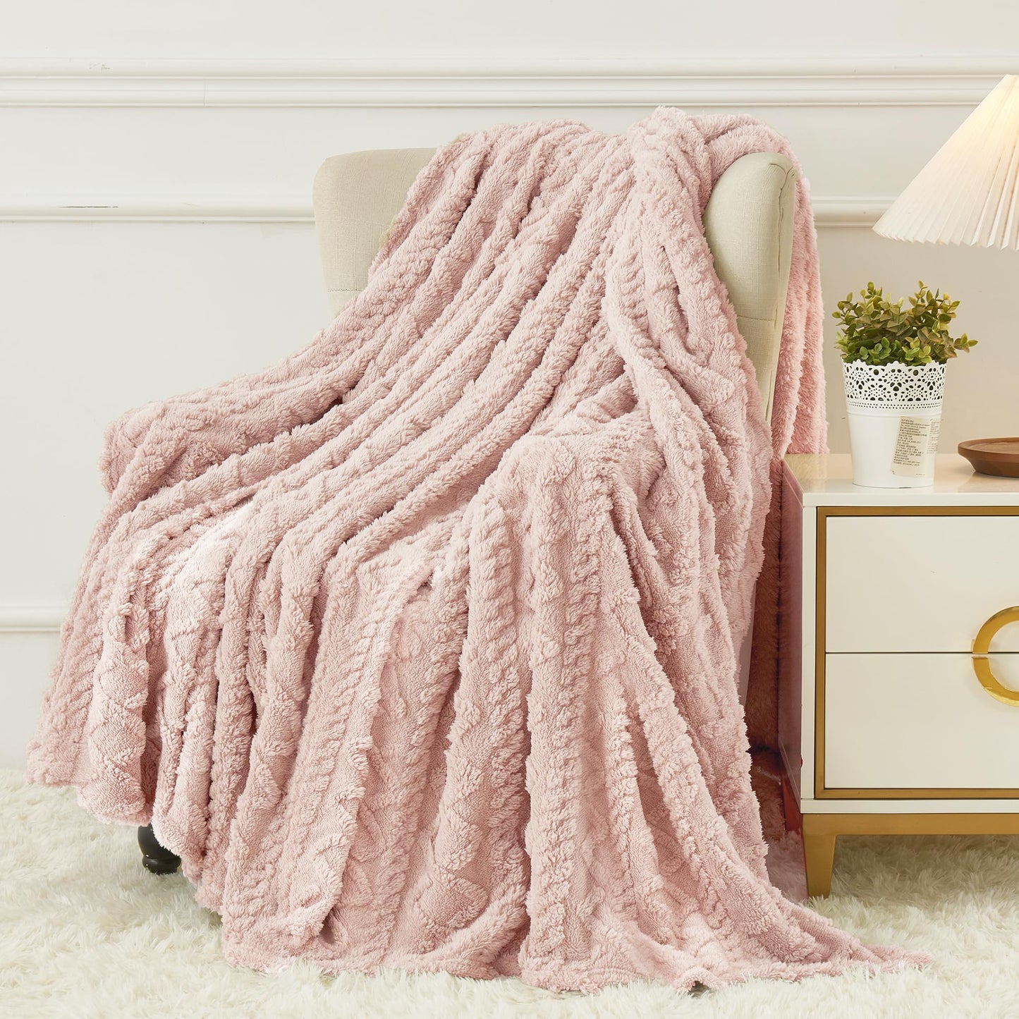 Luxury Plush Faux Fur Throw Blanket