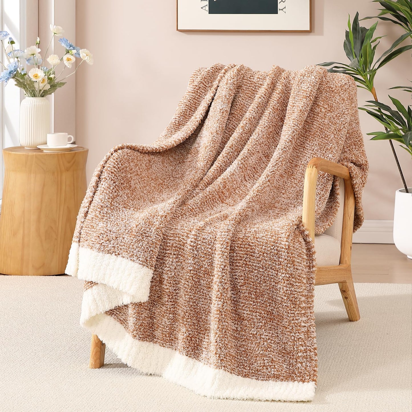 Cozy Checkered Throw Blanket
