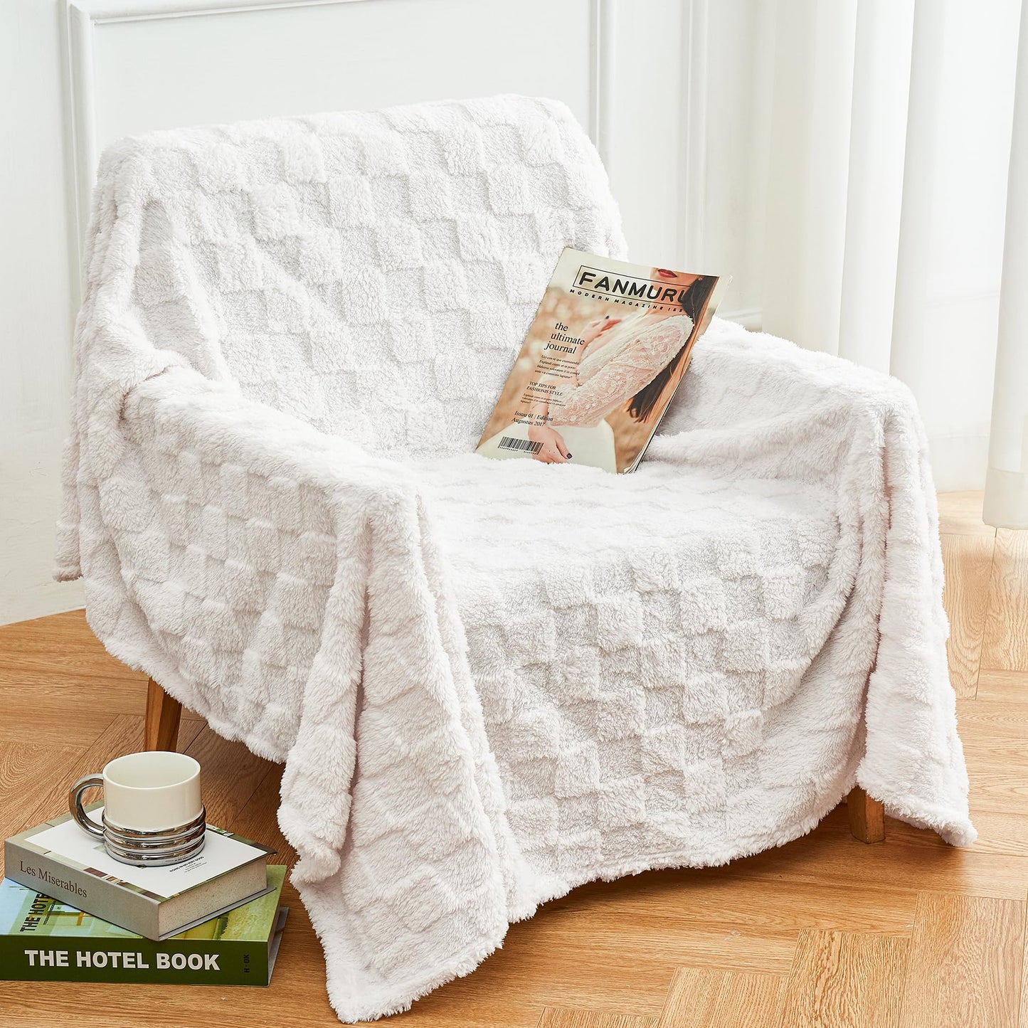Luxury Plush Faux Fur Throw Blanket