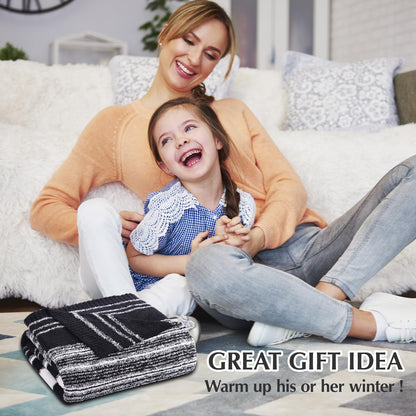 Cozy Checkered Throw Blanket