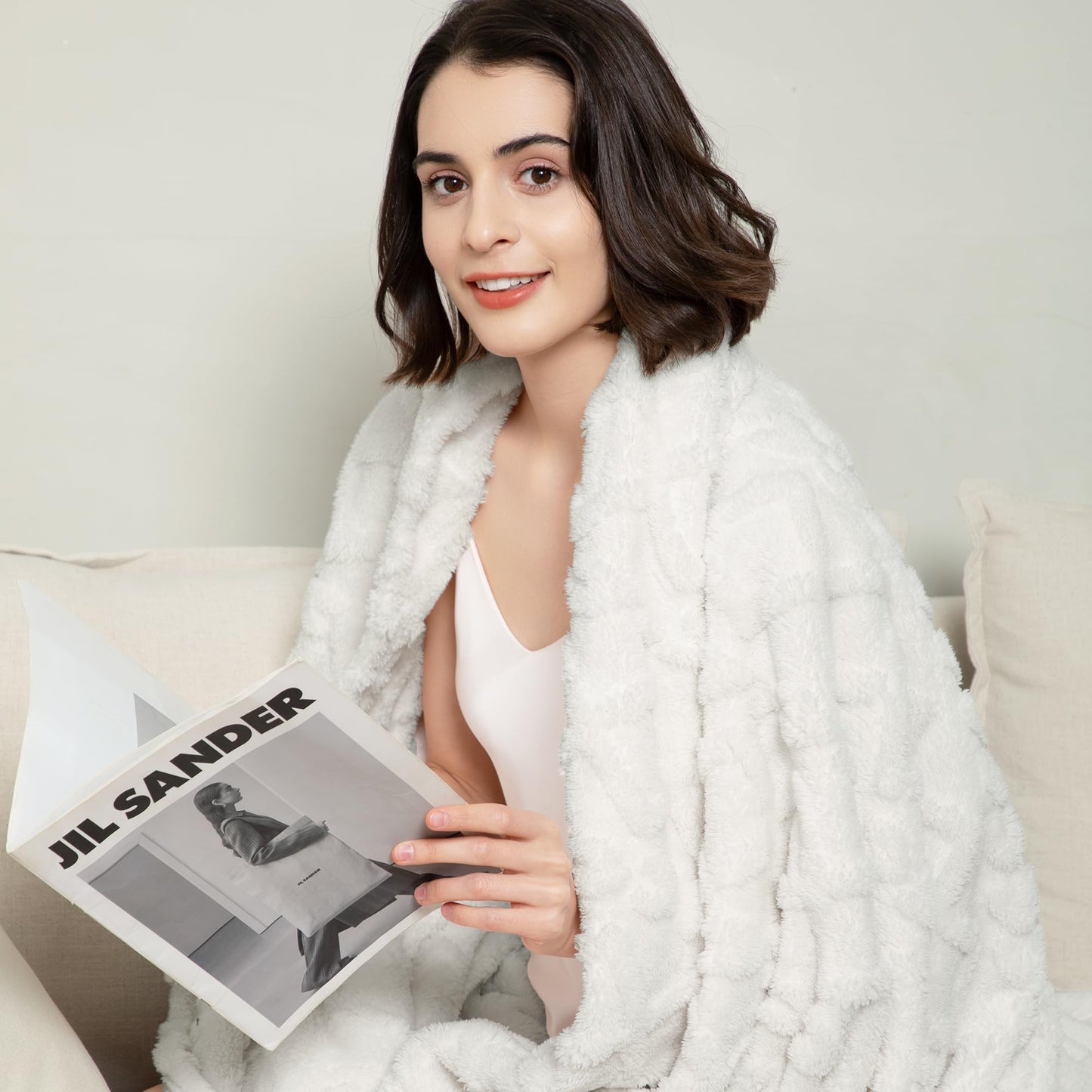Luxury Plush Faux Fur Throw Blanket