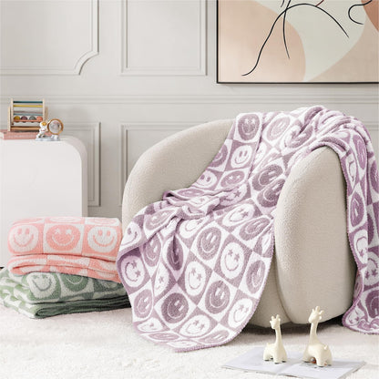 Cozy Checkered Throw Blanket