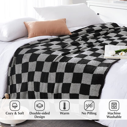 Cozy Checkered Throw Blanket