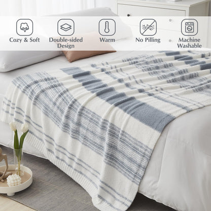 Cozy Checkered Throw Blanket