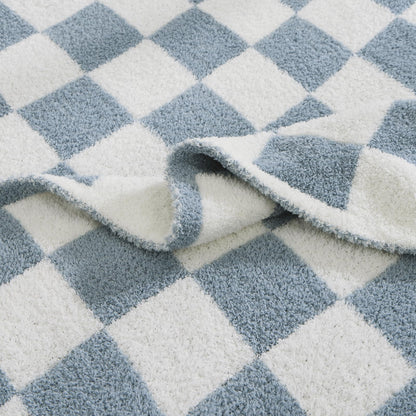 Cozy Checkered Throw Blanket