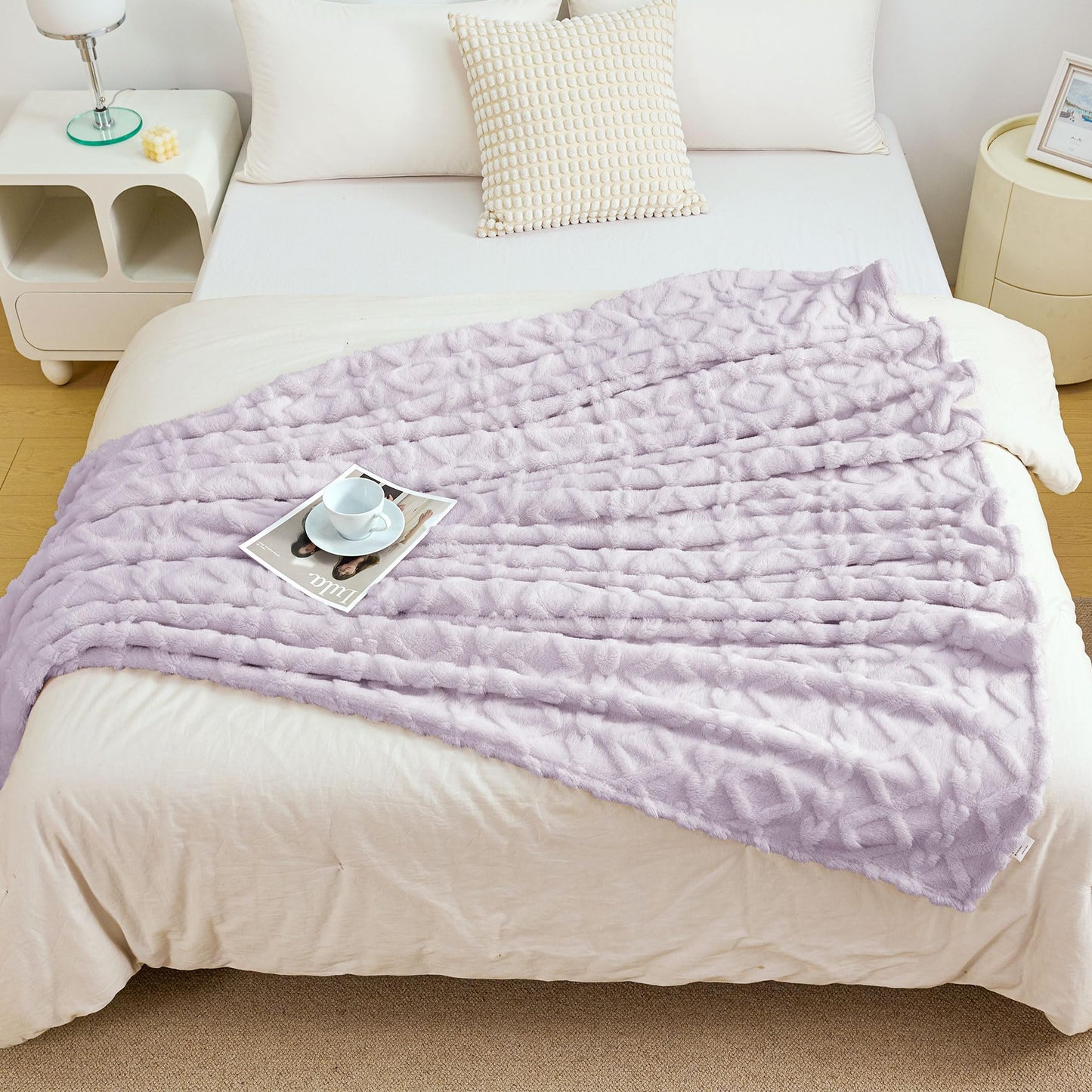Luxury Plush Faux Fur Throw Blanket