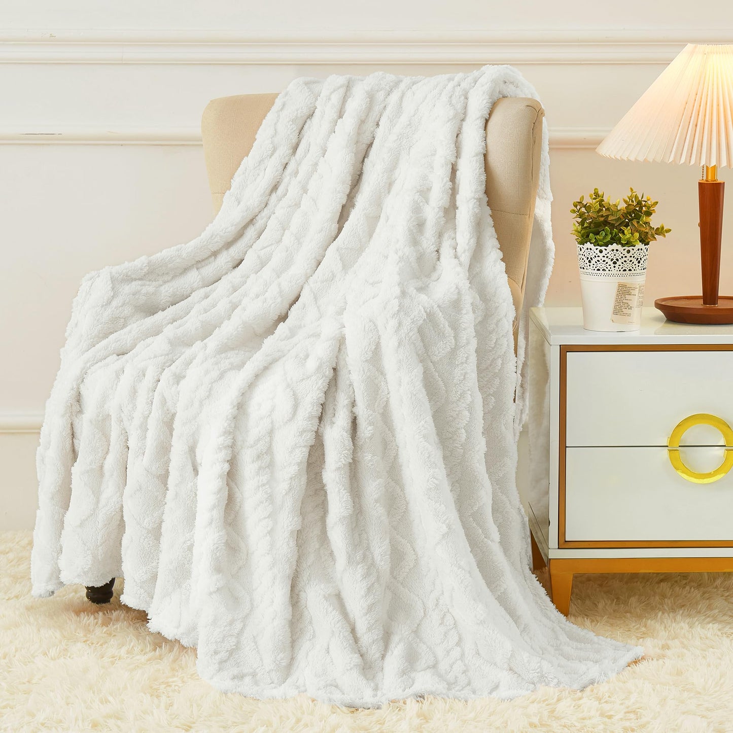 Luxury Plush Faux Fur Throw Blanket