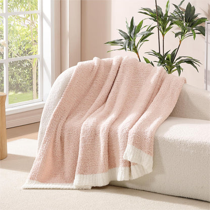 Cozy Checkered Throw Blanket