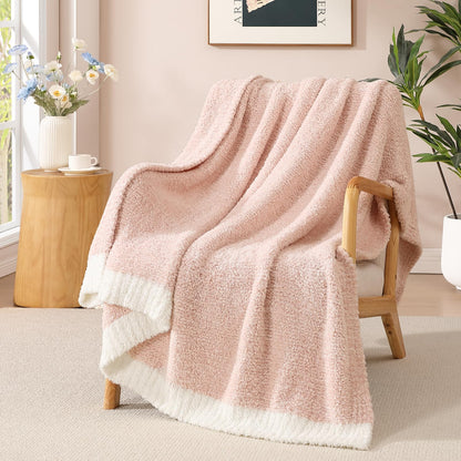 Cozy Checkered Throw Blanket