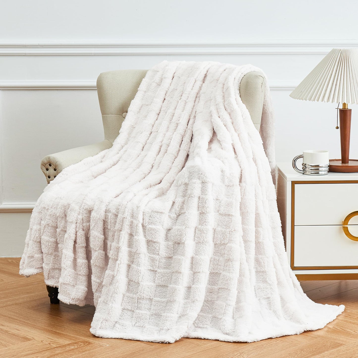 Luxury Plush Faux Fur Throw Blanket