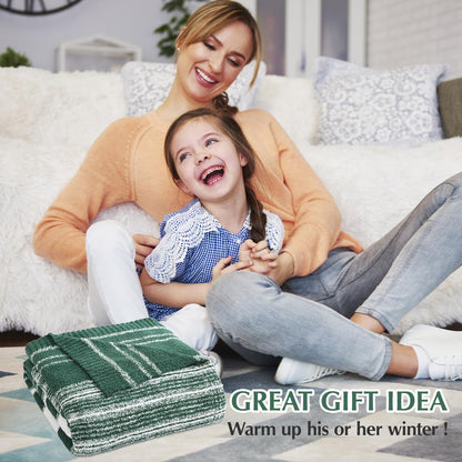 Cozy Checkered Throw Blanket