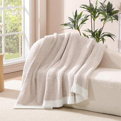 Cozy Checkered Throw Blanket