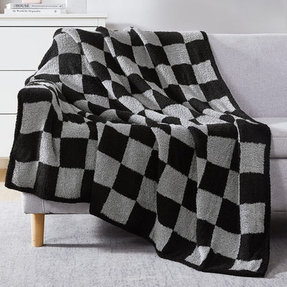 Cozy Checkered Throw Blanket