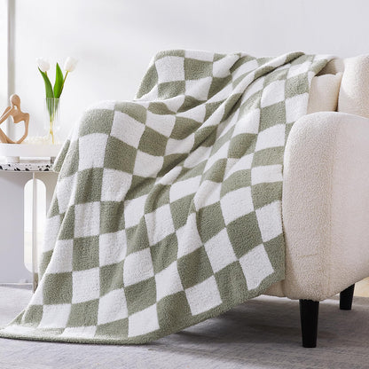 Cozy Checkered Throw Blanket