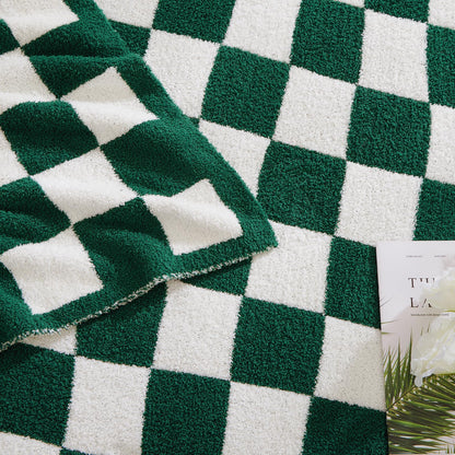 Cozy Checkered Throw Blanket